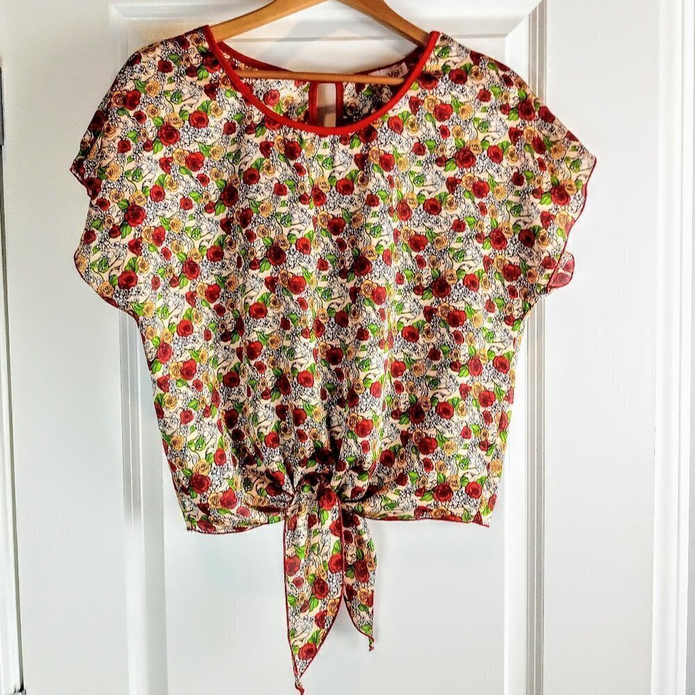 Via Vai Satin Floral Tie Waist Cap Sleeve Crop Top